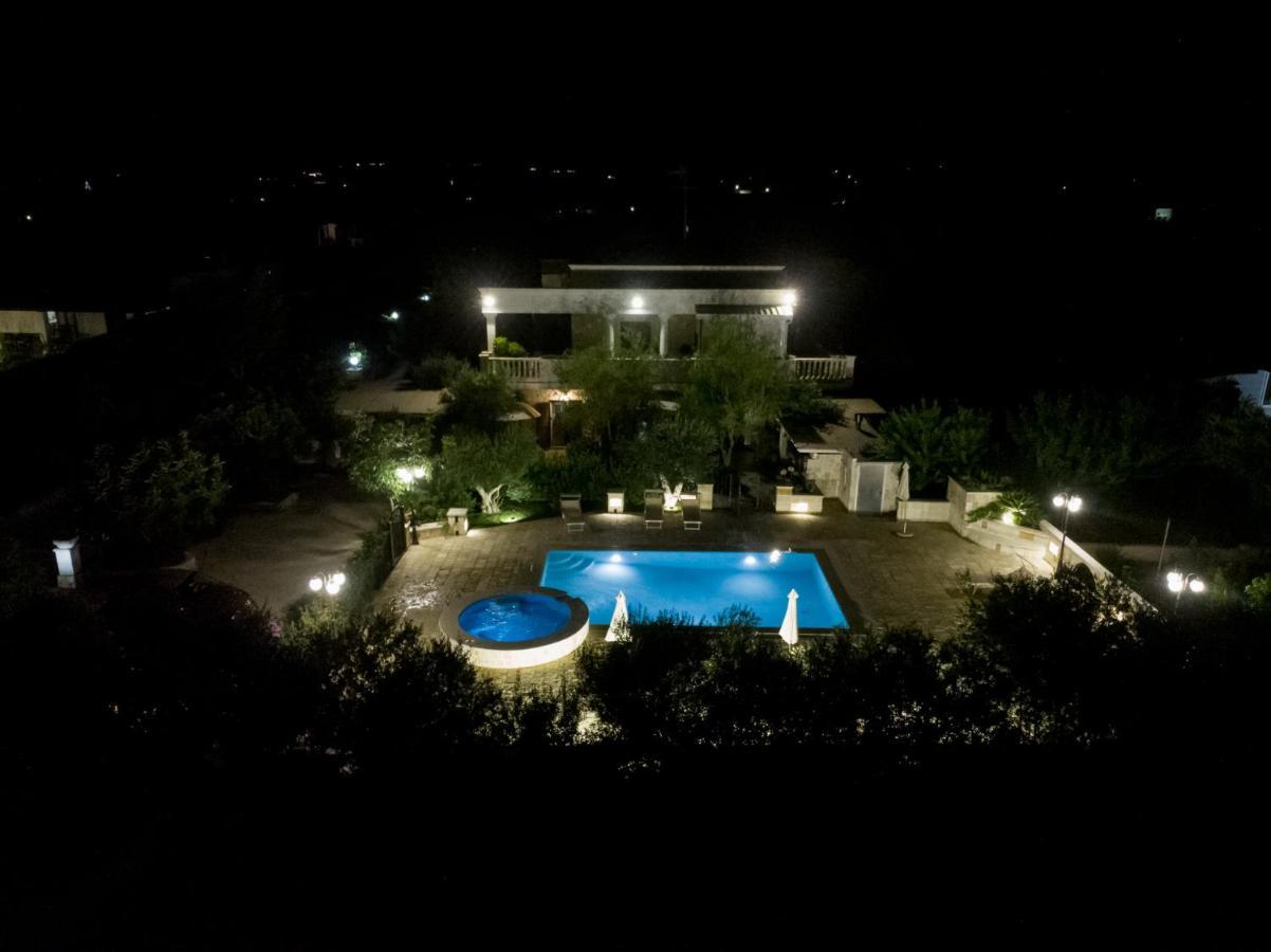 Appartamento Ortensia In Villa Mariella Остуни Экстерьер фото