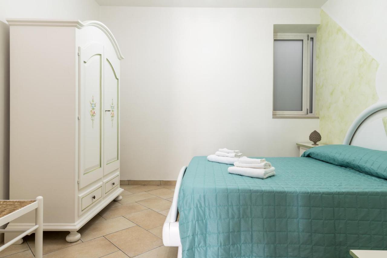 Appartamento Ortensia In Villa Mariella Остуни Экстерьер фото